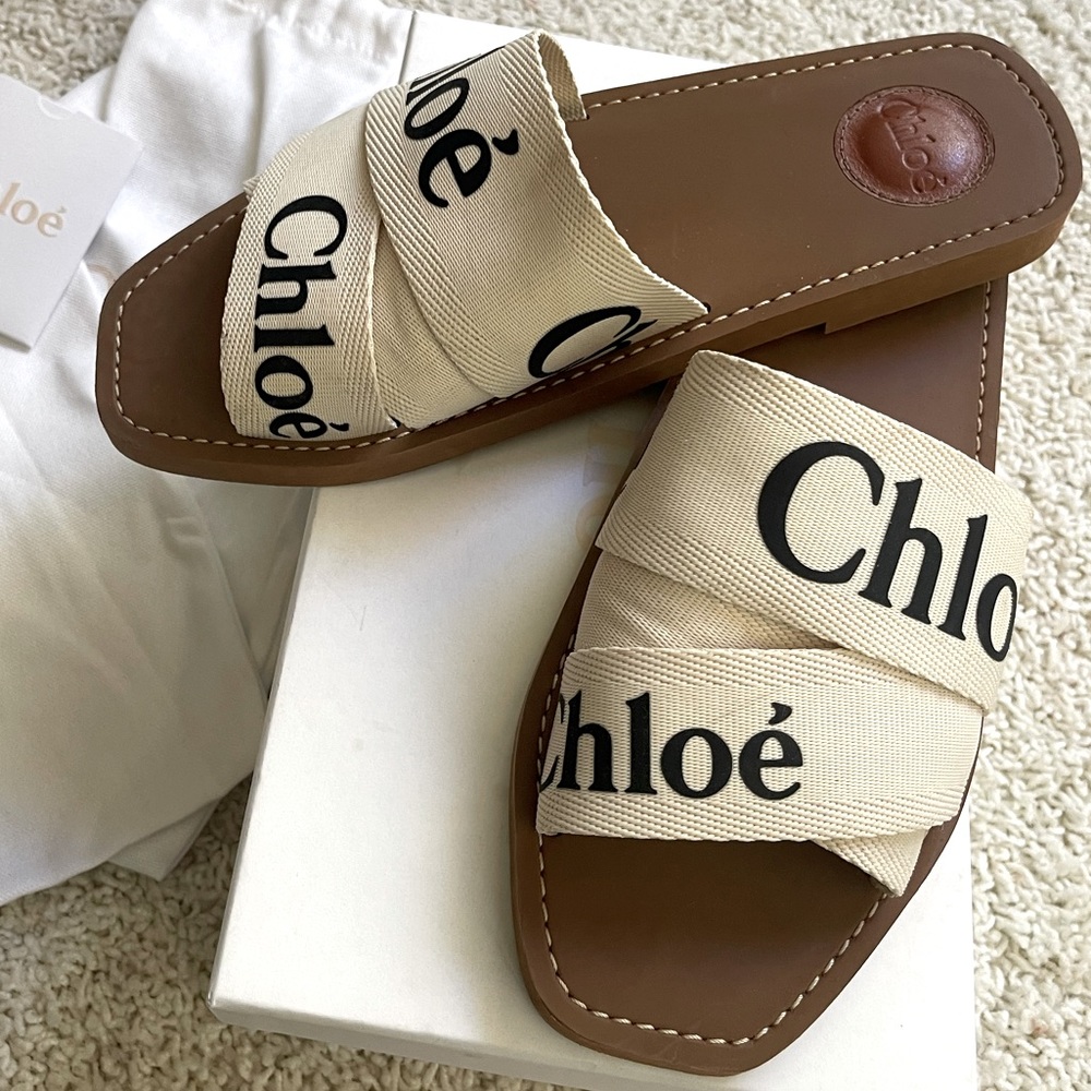 Chloe’ Woody Logo Sandals